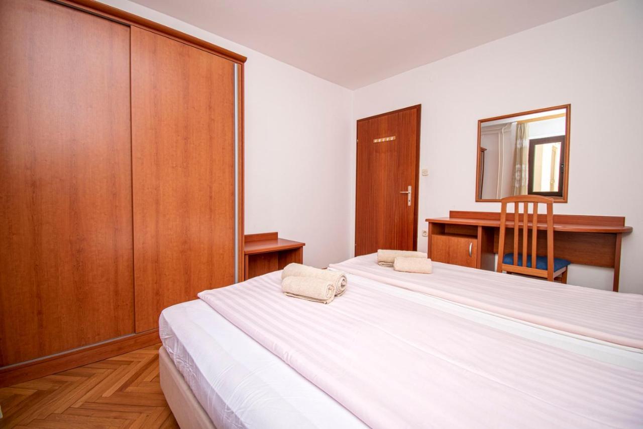 Holiday Apartment 50M From The Beach 普耶斯察纳乌瓦拉 外观 照片